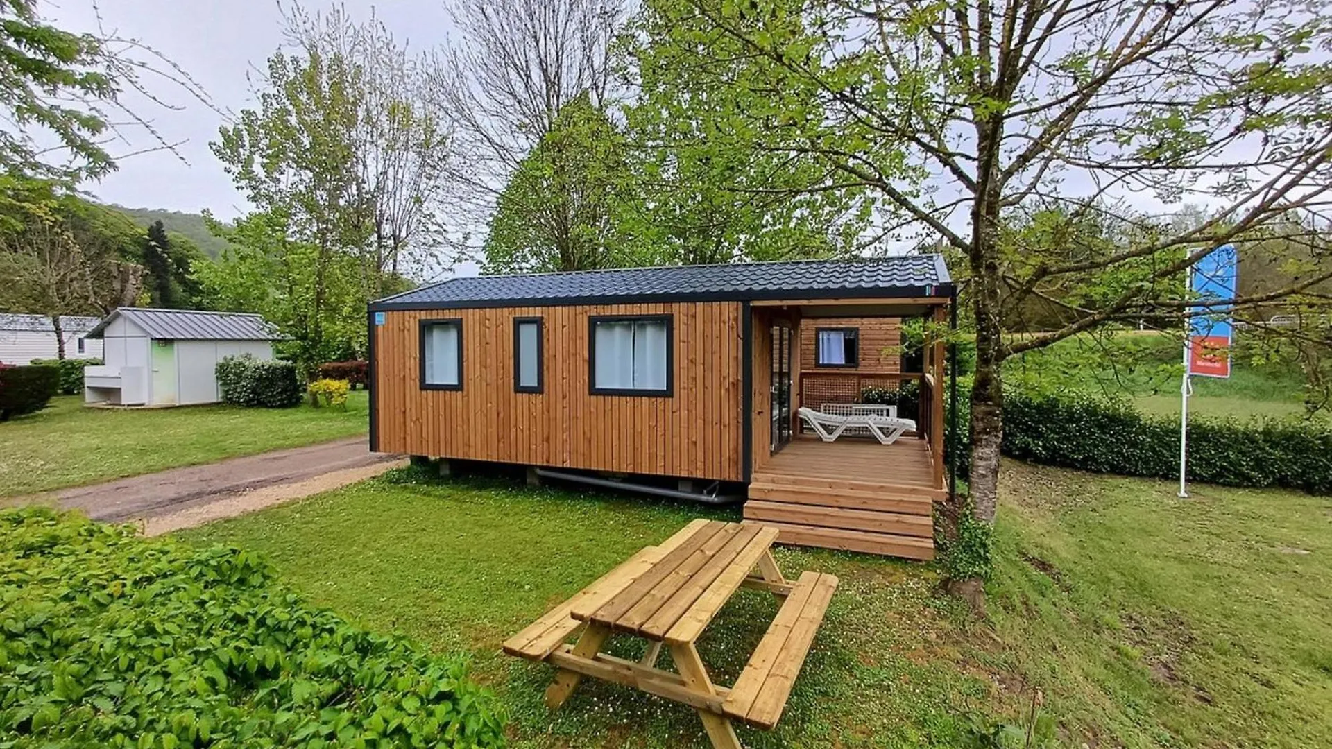 Holiday park Camping Paradis Marmotel Saint-Geniez-d'Olt